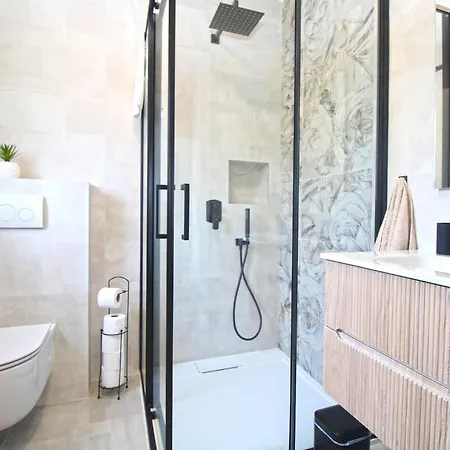 House Sanja 2278 בית נופש פולה